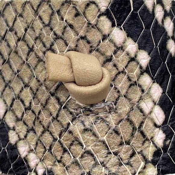 Sam Edelman Womens Shoes Gus Sandals Snake Leather Slip On Thong Casual Size 8 - Picture 5 of 11